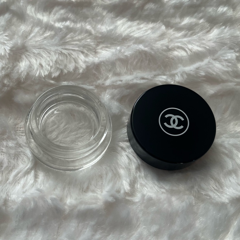 Chanel makeup samples - Picture 9 of 14